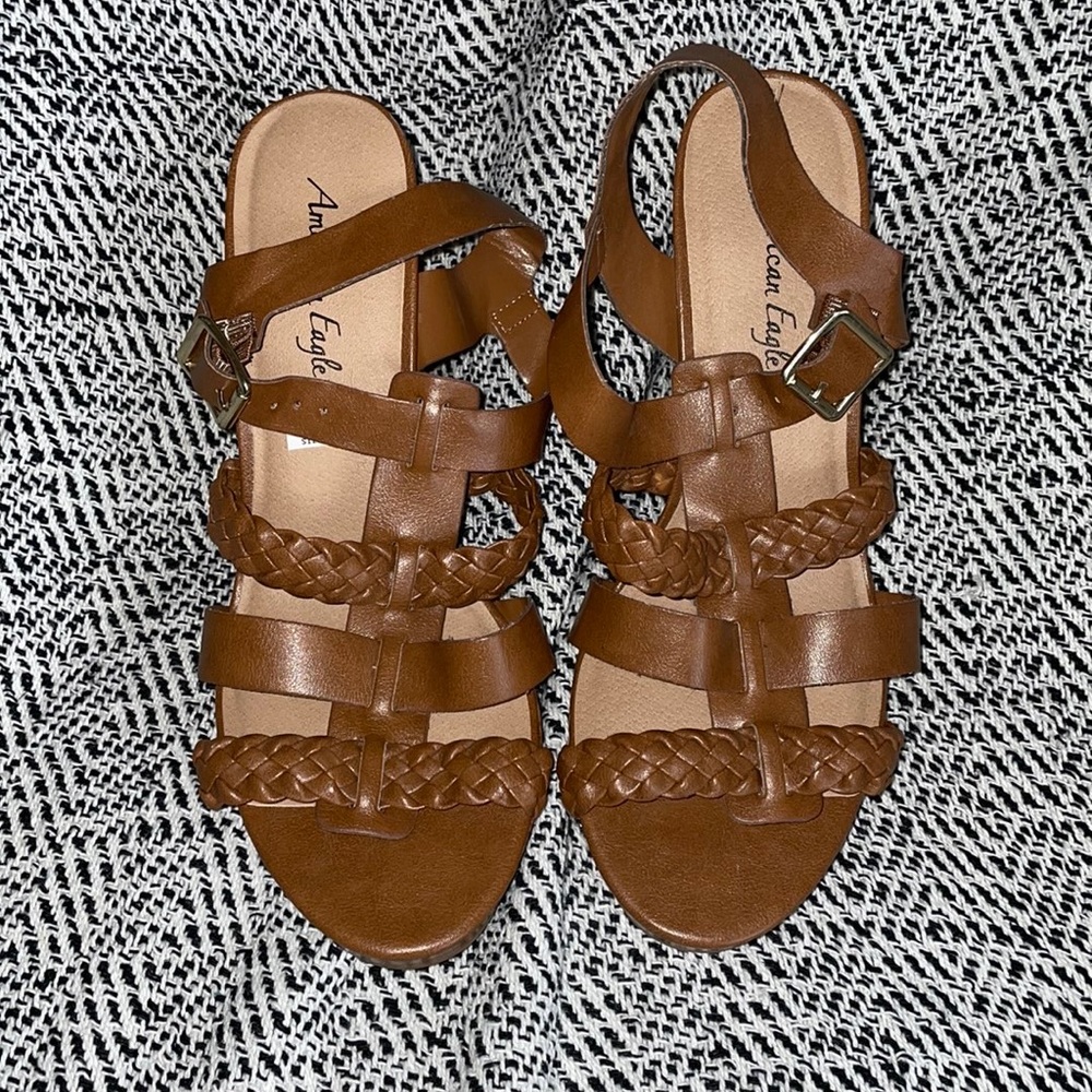 American Eagle Sandals